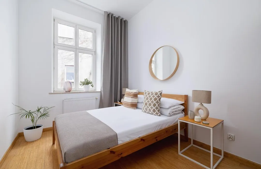 Silver Bliss - 1Br Apartment In The Old Town-1
